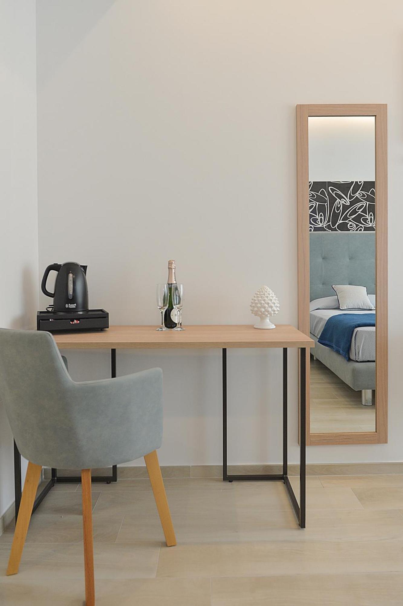 Charming Rooms Amalfi Coast マイオーリ エクステリア 写真