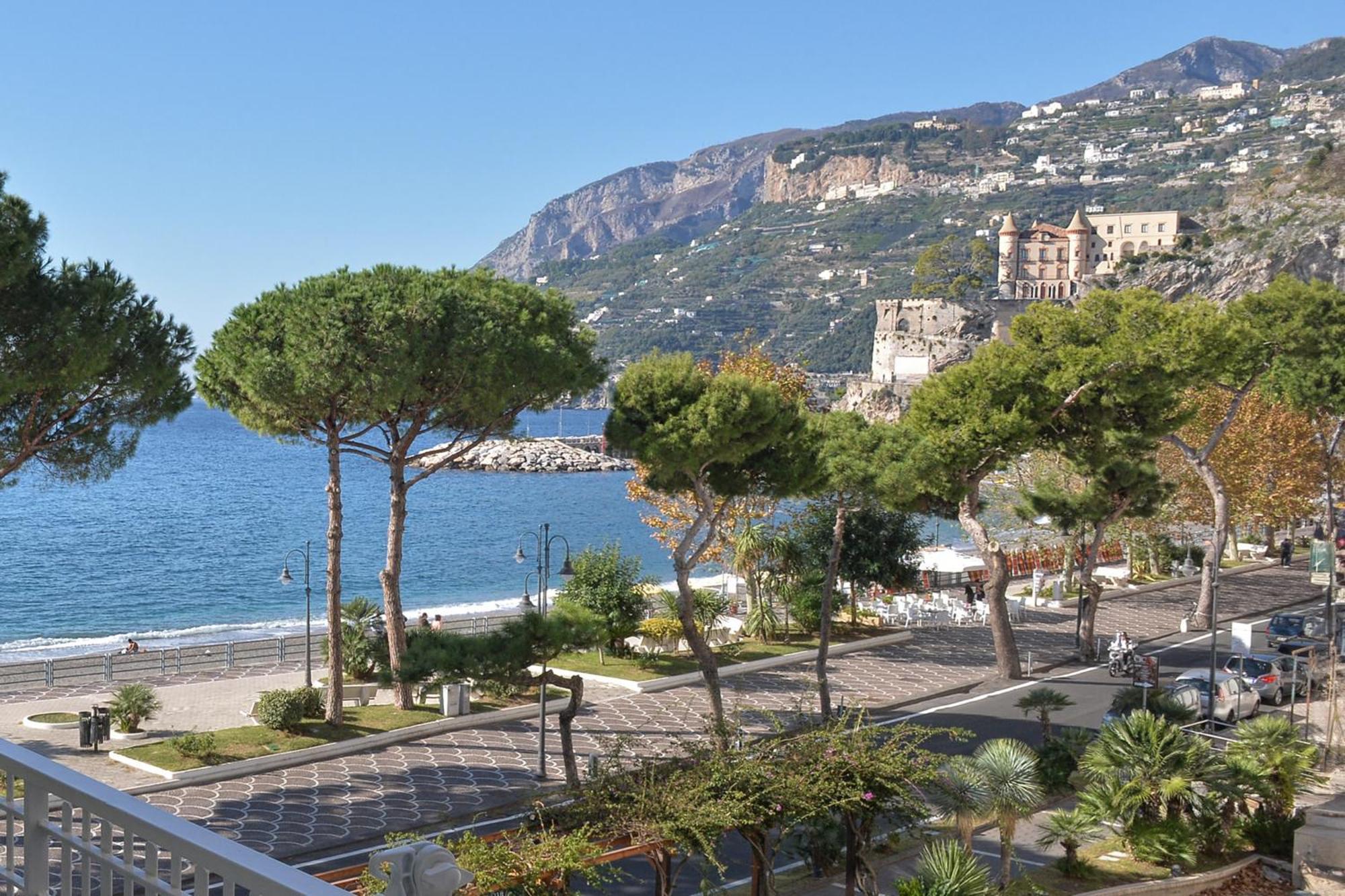 Charming Rooms Amalfi Coast マイオーリ エクステリア 写真